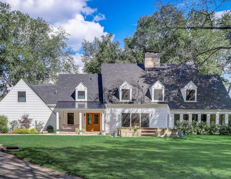 4715 James Ave, Wind Point, WI 53402 MLS 1804747 Fulton Grace