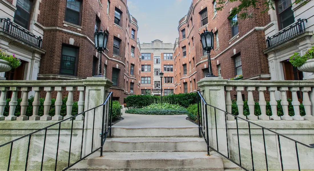 Lincoln Park 2550