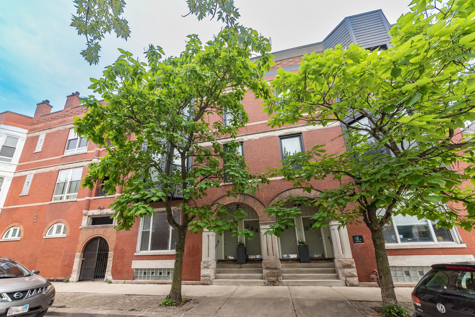 2207 West Race, Unit 1, Chicago, IL, 60612 | Fulton Grace