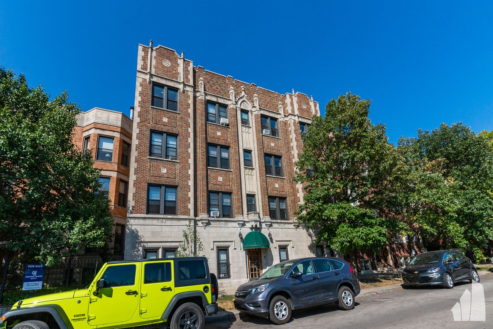 948 W Cuyler Ave, Unit 4, Chicago, IL, 60613 | Fulton Grace