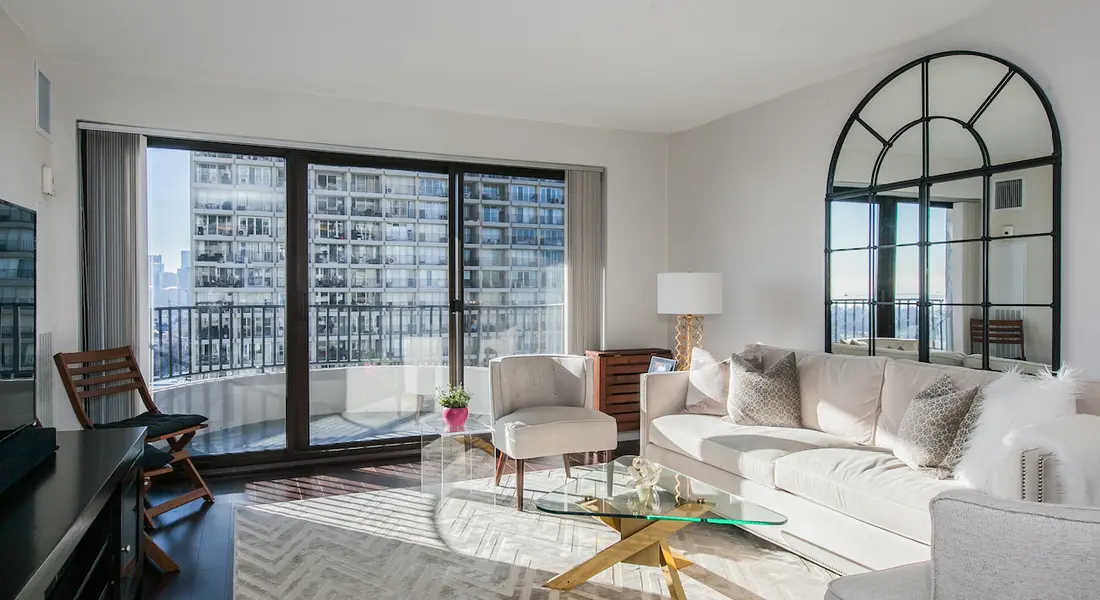 Lincoln Park 2550