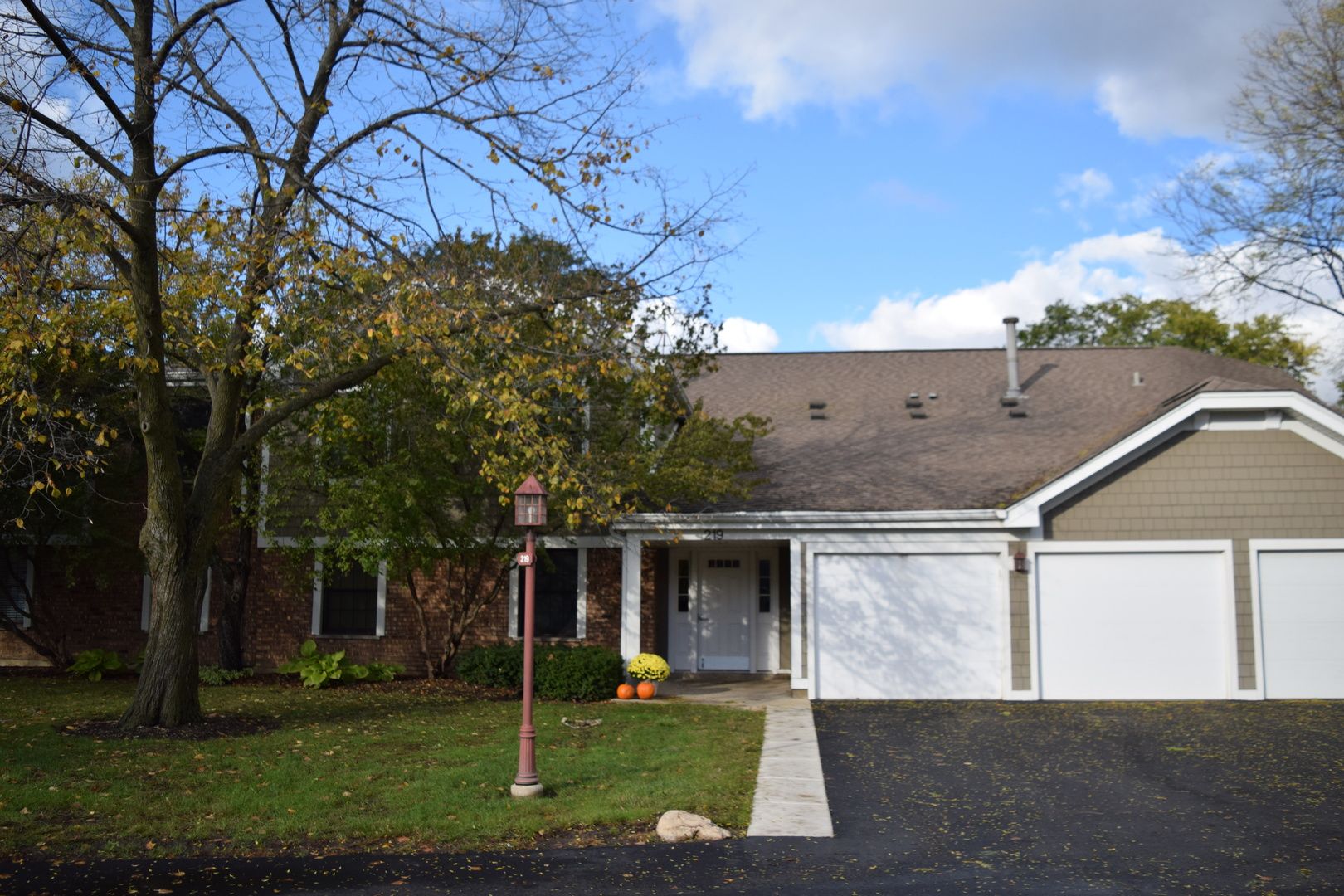 219 Oak Knoll Court Unit C2 Schaumburg IL 60193 Fulton Grace 219 Oak Knoll Court Unit C2 Schaumburg IL 60193 Fulton Grace