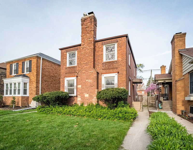 10038 S Oakley Avenue, Chicago, IL 60643 | MLS# 11056690 | Fulton Grace