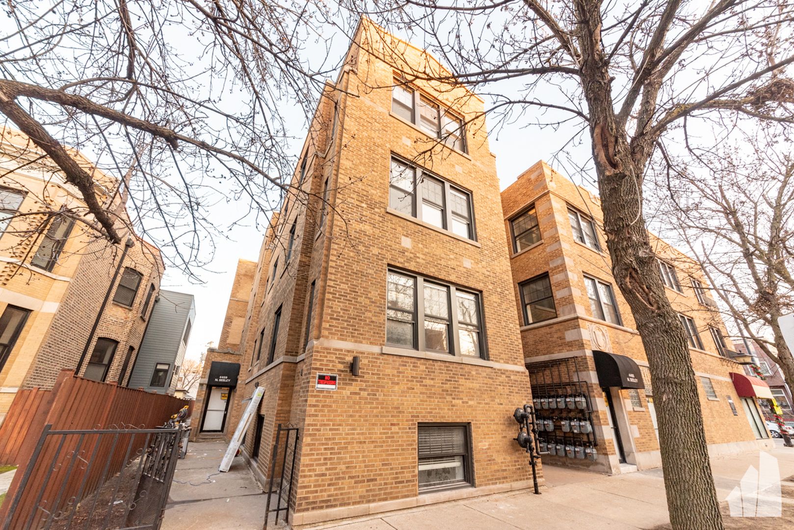 2020 W Montrose, Unit 2032-2B, Chicago, IL, 60618 | Fulton Grace