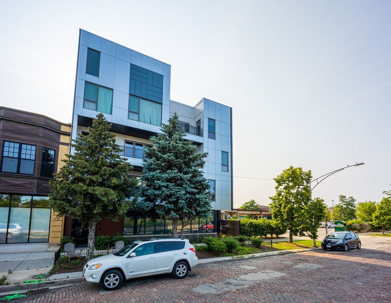 4540 N Ravenswood Avenue, Unit 3, Chicago, IL 60640 MLS 11779121