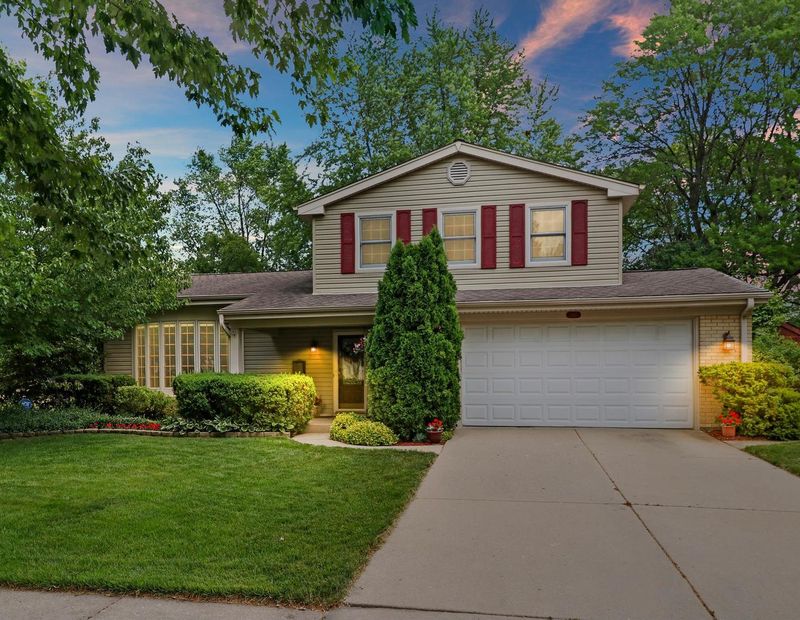 943 N Fairway Drive, Palatine, IL 60067 MLS 11125674 Fulton Grace