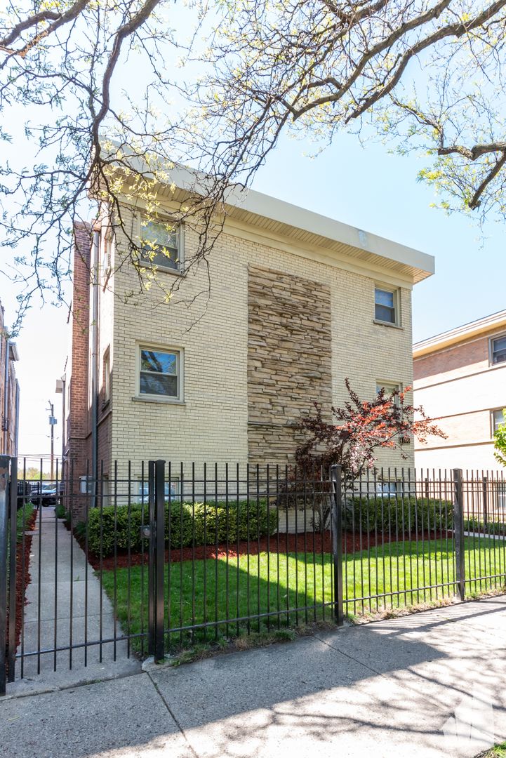 4540 N Wolcott Avenue, Unit 2E, Chicago, IL, 60640 | 12731623 | Fulton Grace